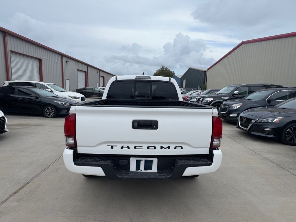 Photo 7 of this TOYOTA TACOMA