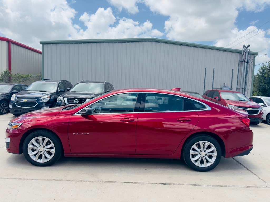 Photo 10 of this CHEVROLET MALIBU