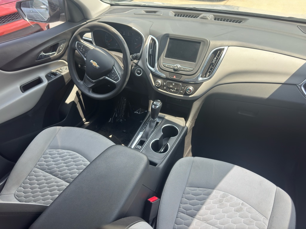 Photo 16 of this CHEVROLET EQUINOX
