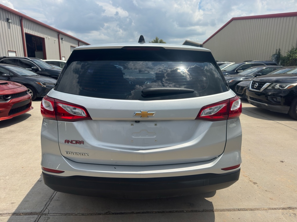 Photo 7 of this CHEVROLET EQUINOX