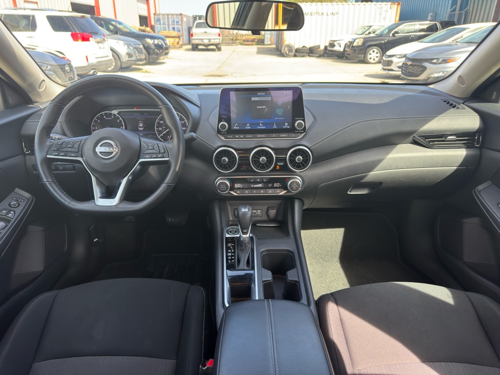 Photo 17 of this NISSAN SENTRA