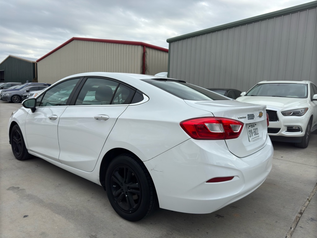 Photo 8 of this CHEVROLET CRUZE