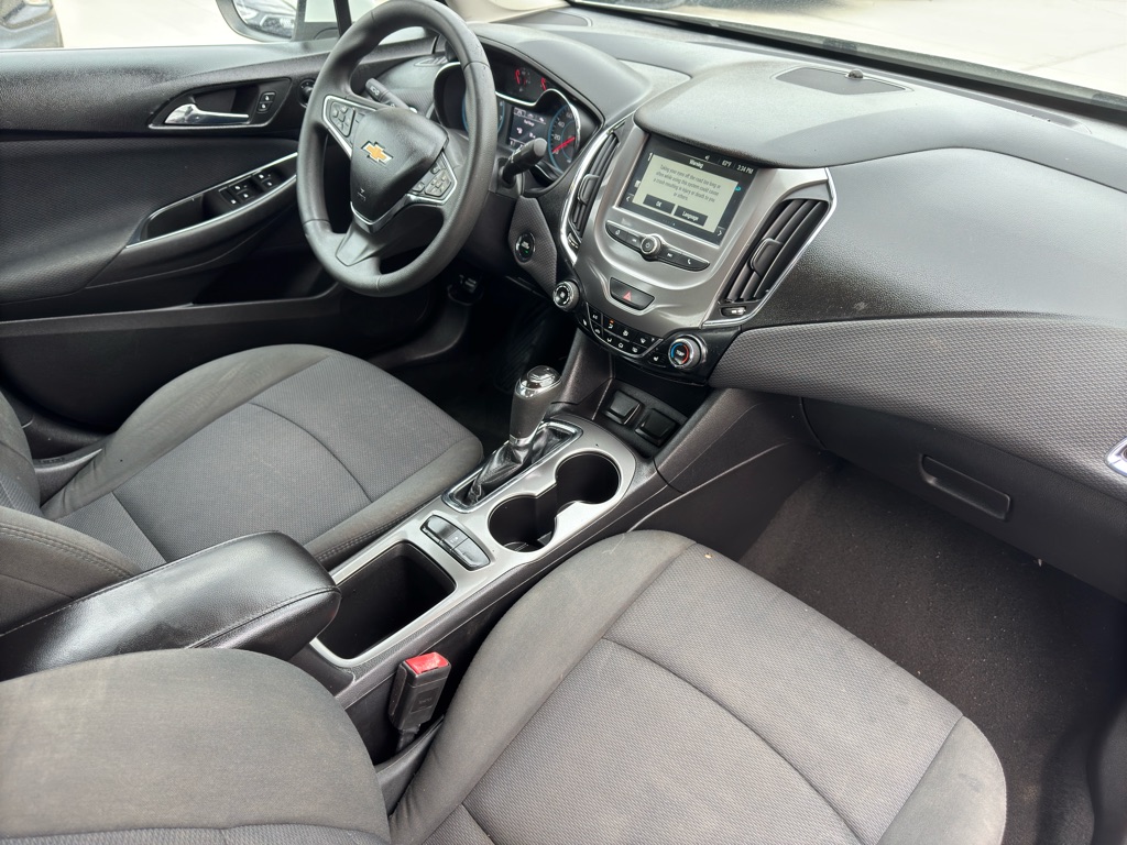Photo 19 of this CHEVROLET CRUZE