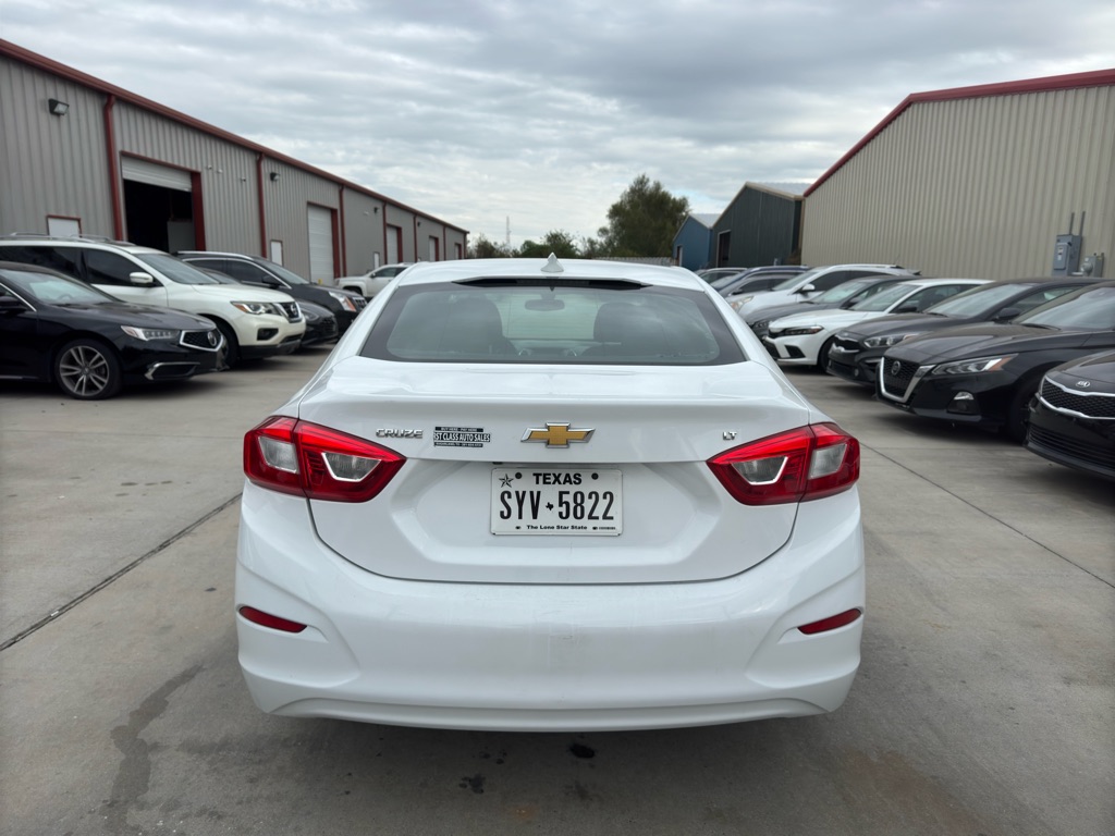 Photo 7 of this CHEVROLET CRUZE