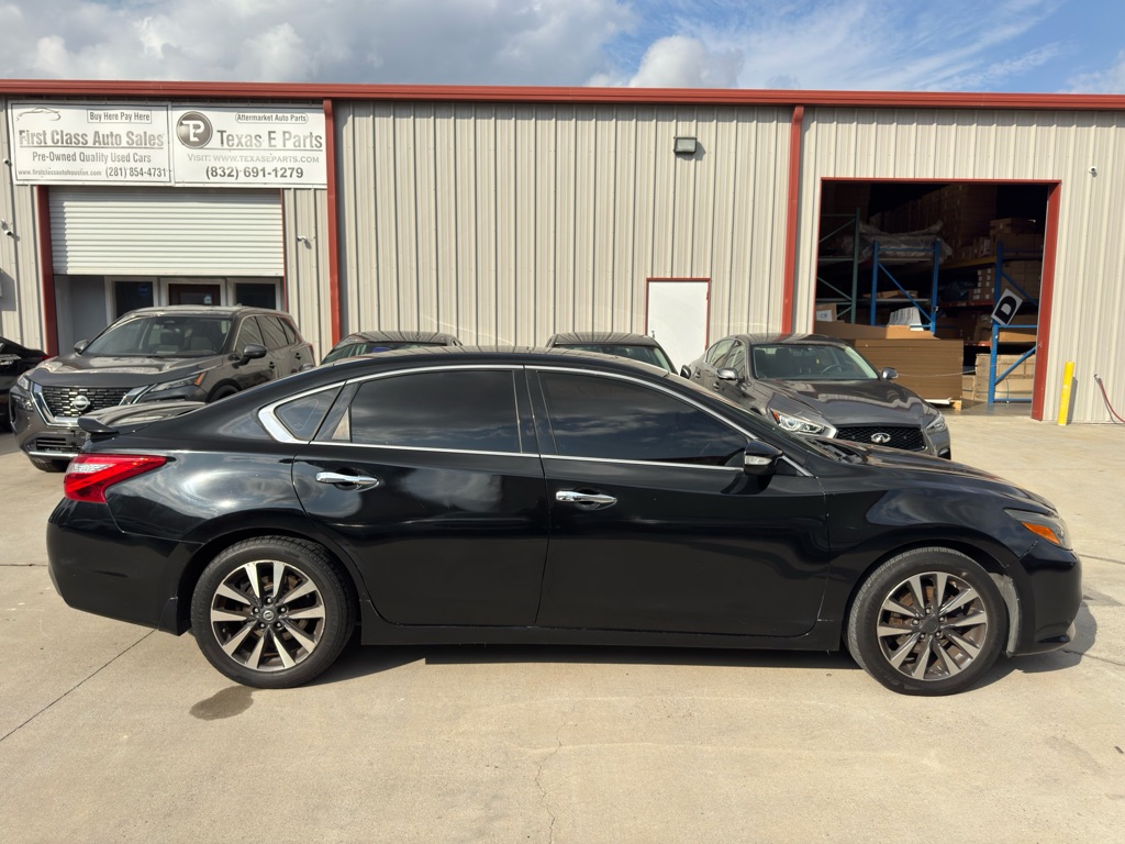 Photo 5 of this NISSAN ALTIMA