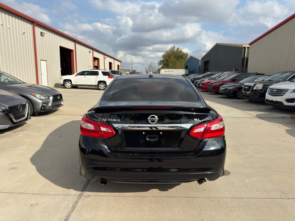 Photo 7 of this NISSAN ALTIMA