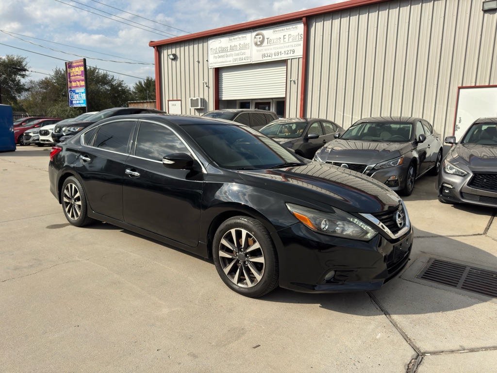 Photo 4 of this NISSAN ALTIMA