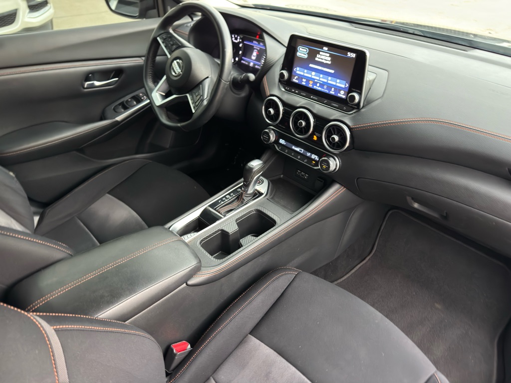 Photo 18 of this NISSAN SENTRA