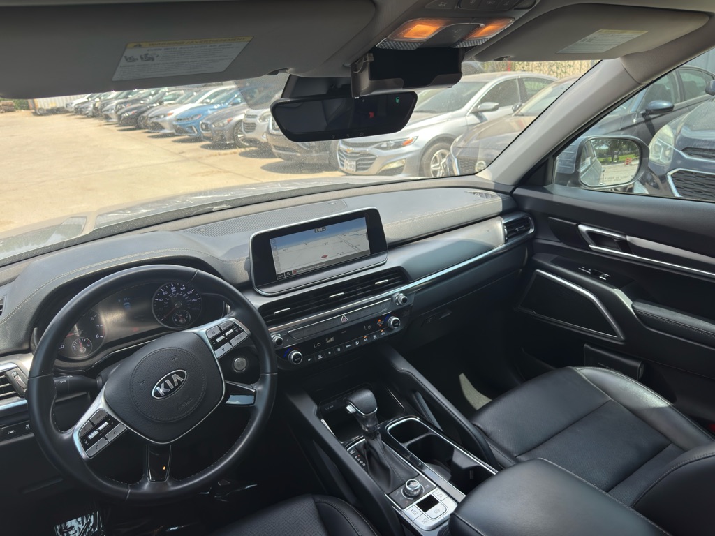 Photo 15 of this KIA TELLURIDE