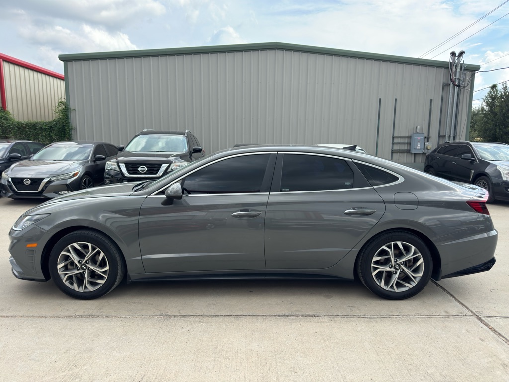 Photo 6 of this HYUNDAI SONATA