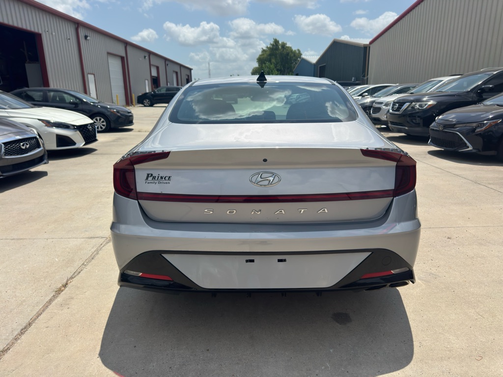 Photo 6 of this HYUNDAI SONATA
