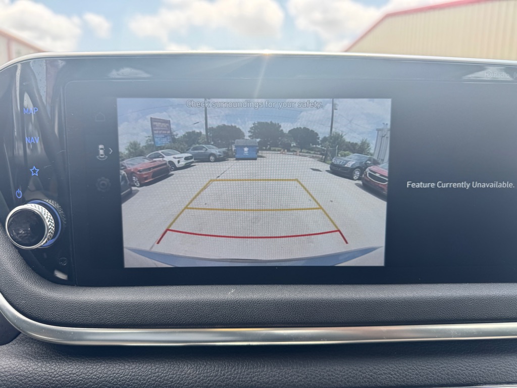 Photo 13 of this HYUNDAI SONATA