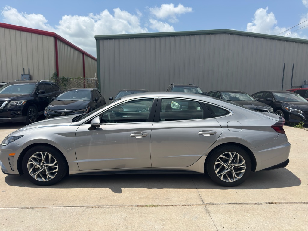 Photo 4 of this HYUNDAI SONATA