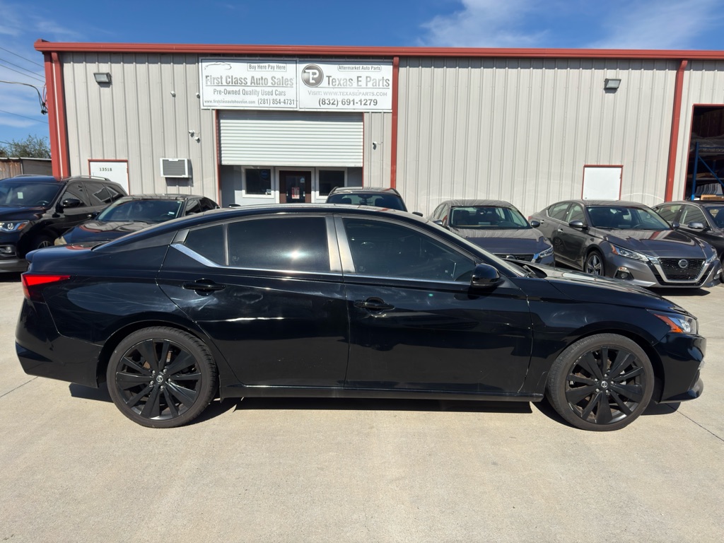 Photo 5 of this NISSAN ALTIMA