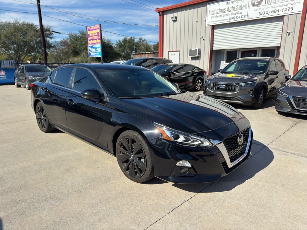 Photo 4 of this NISSAN ALTIMA