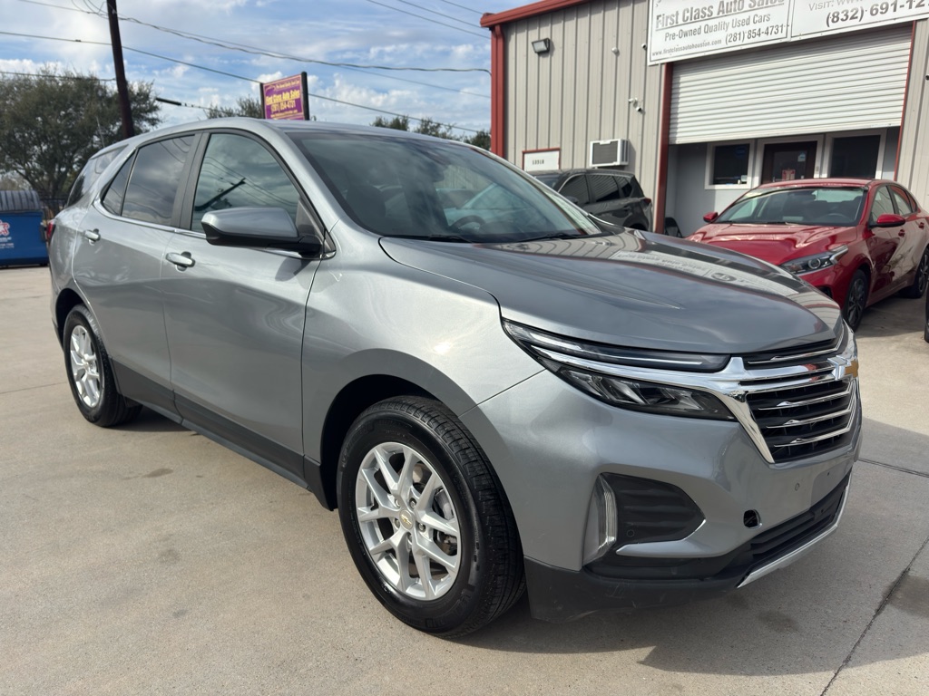 Photo 4 of this CHEVROLET EQUINOX