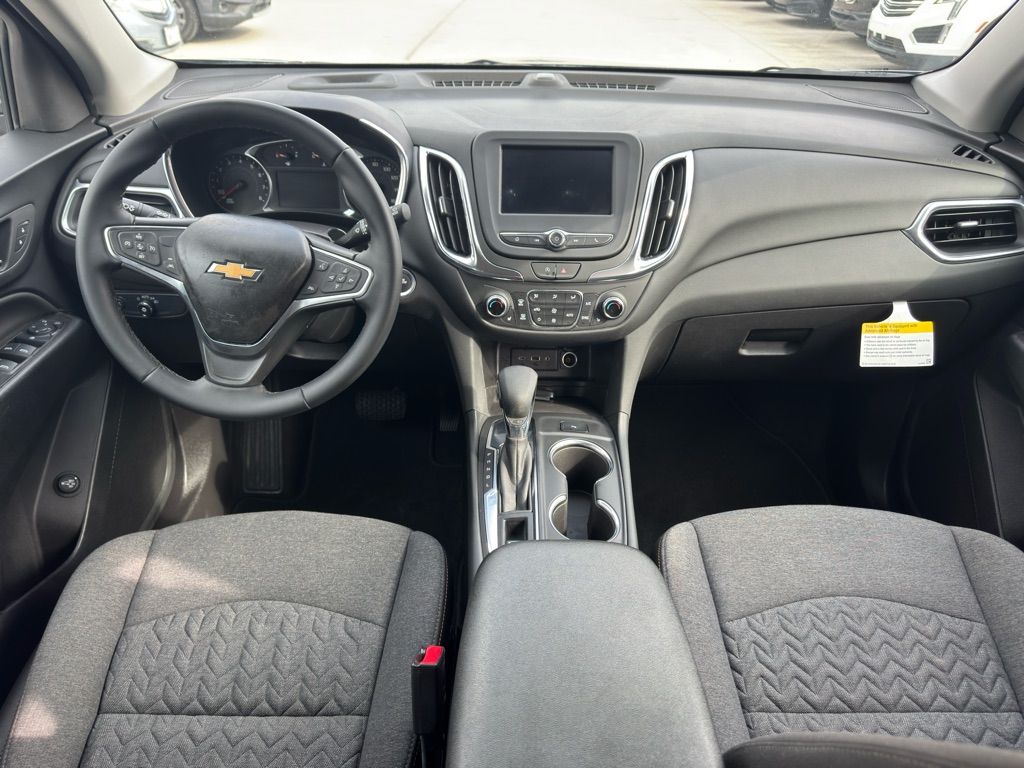 Photo 16 of this CHEVROLET EQUINOX