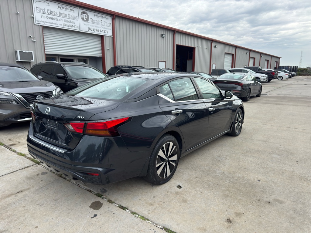 Photo 6 of this NISSAN ALTIMA