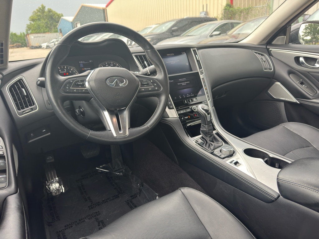 Photo 12 of this INFINITI Q50