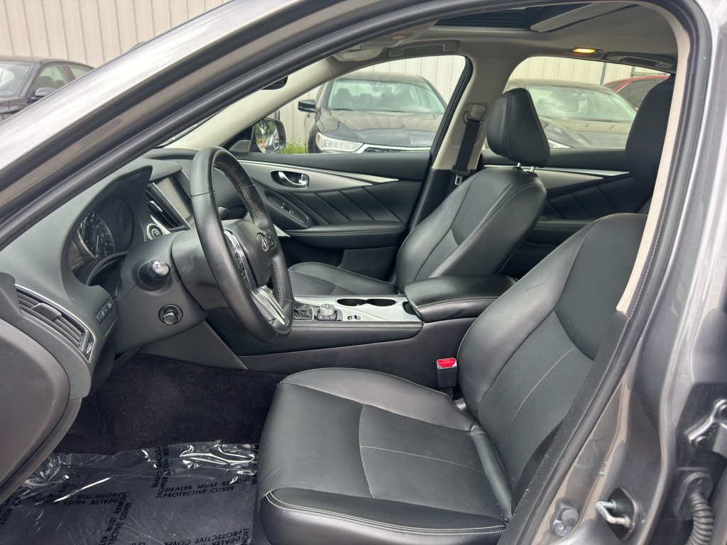 Photo 14 of this INFINITI Q50