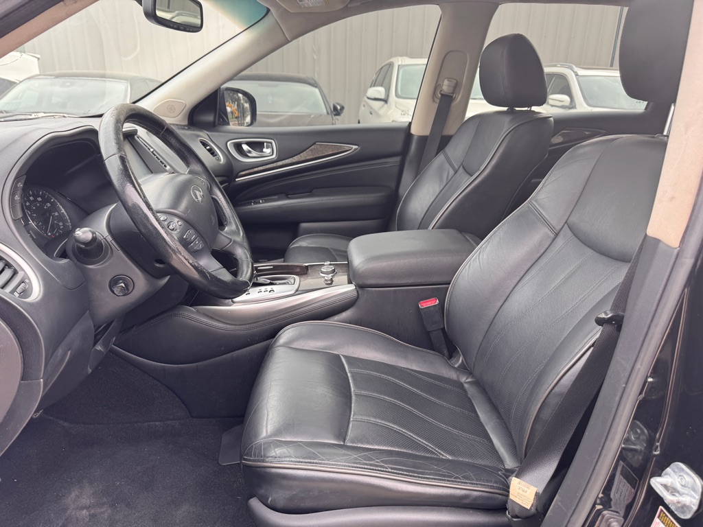 Photo 14 of this INFINITI QX60