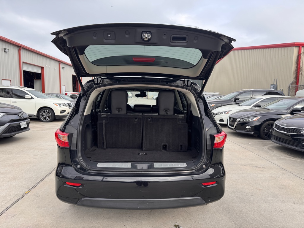 Photo 17 of this INFINITI QX60