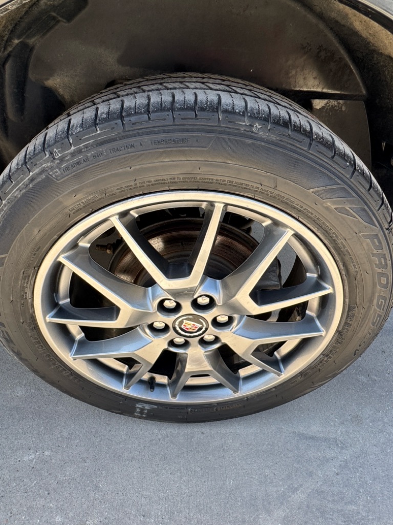 Photo 10 of this CADILLAC SRX