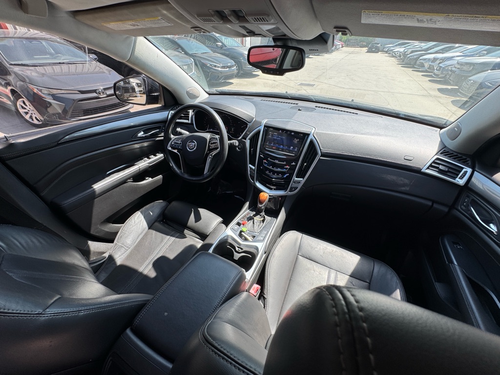 Photo 20 of this CADILLAC SRX