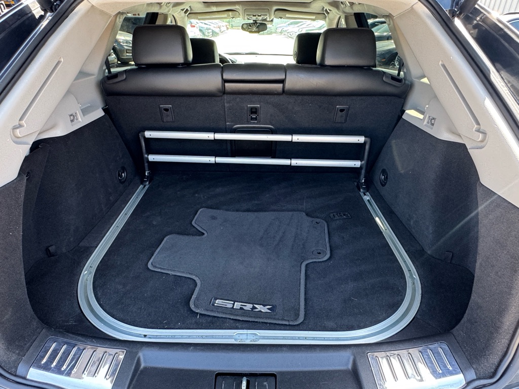 Photo 17 of this CADILLAC SRX