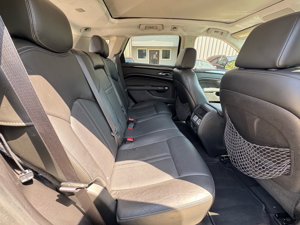 Photo 19 of this CADILLAC SRX