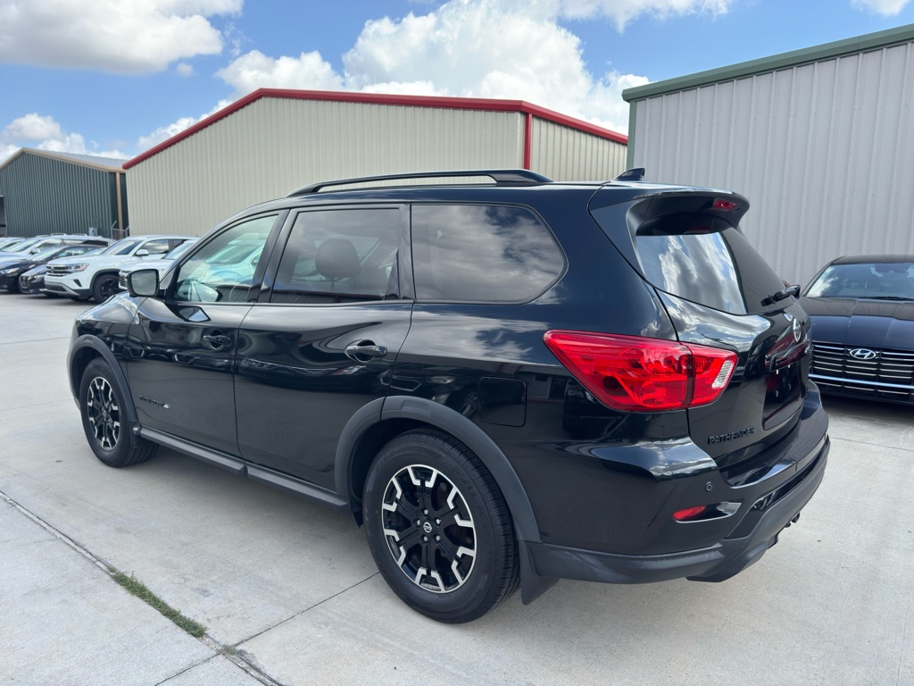 Photo 9 of this NISSAN PATHFINDER