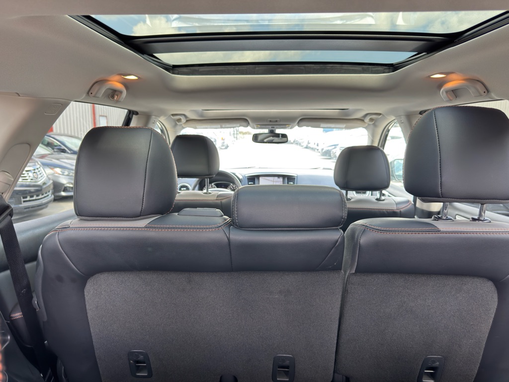 Photo 22 of this NISSAN PATHFINDER