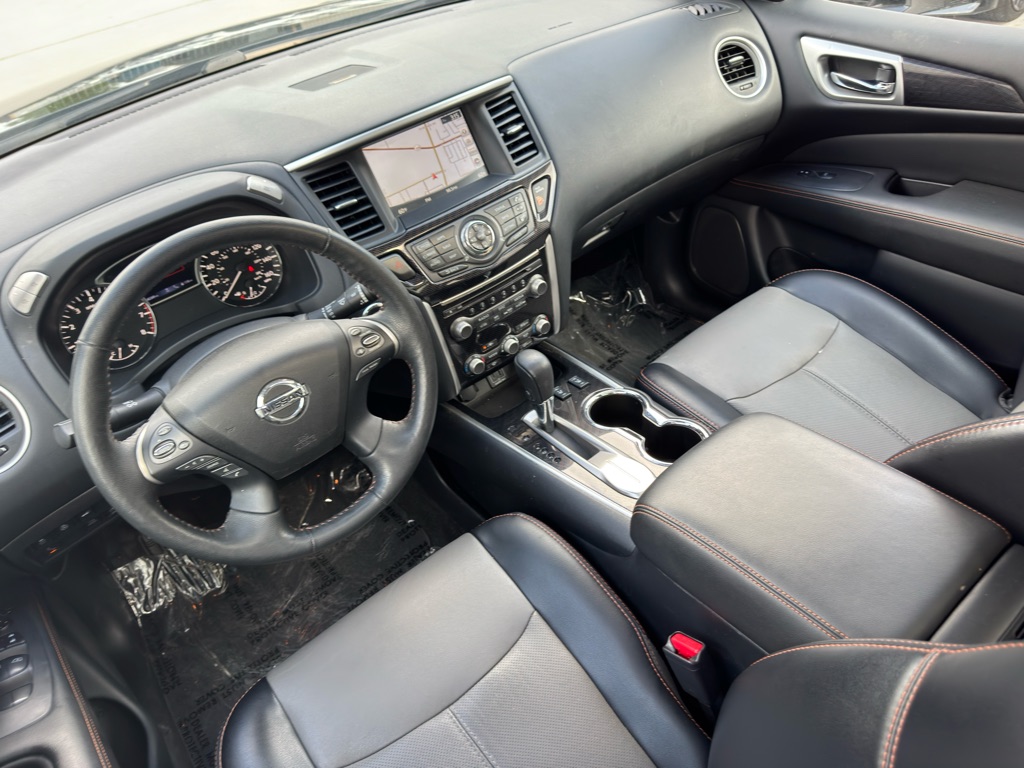 Photo 16 of this NISSAN PATHFINDER