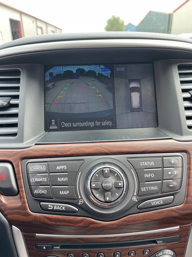 Photo 12 of this NISSAN PATHFINDER
