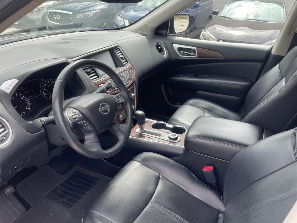 Photo 15 of this NISSAN PATHFINDER
