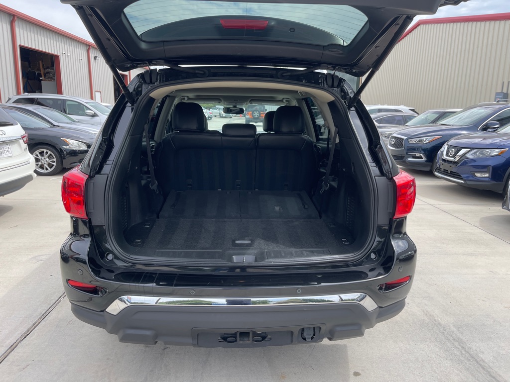 Photo 16 of this NISSAN PATHFINDER