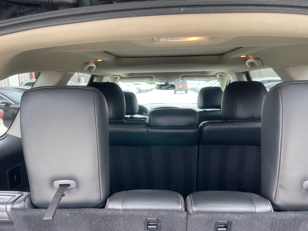 Photo 17 of this NISSAN PATHFINDER