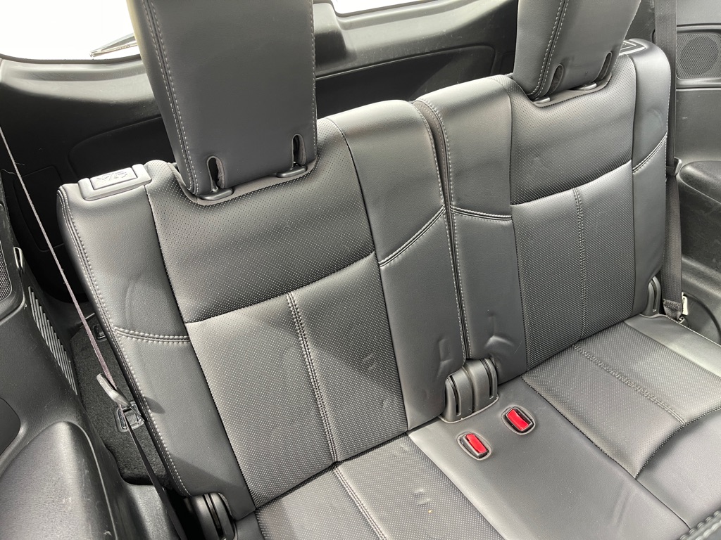 Photo 25 of this NISSAN PATHFINDER
