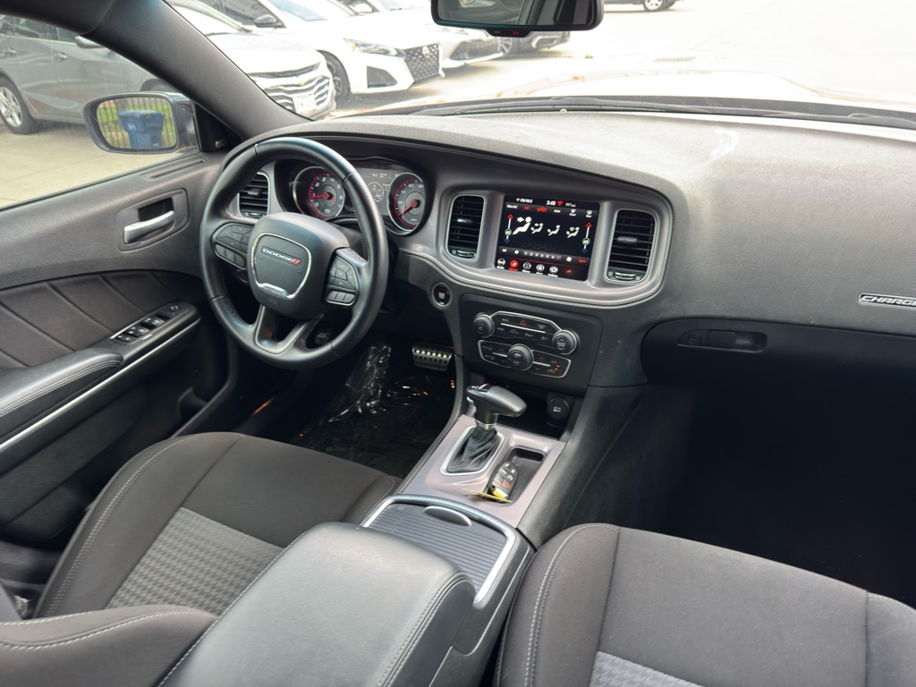 Photo 18 of this DODGE CHARGER