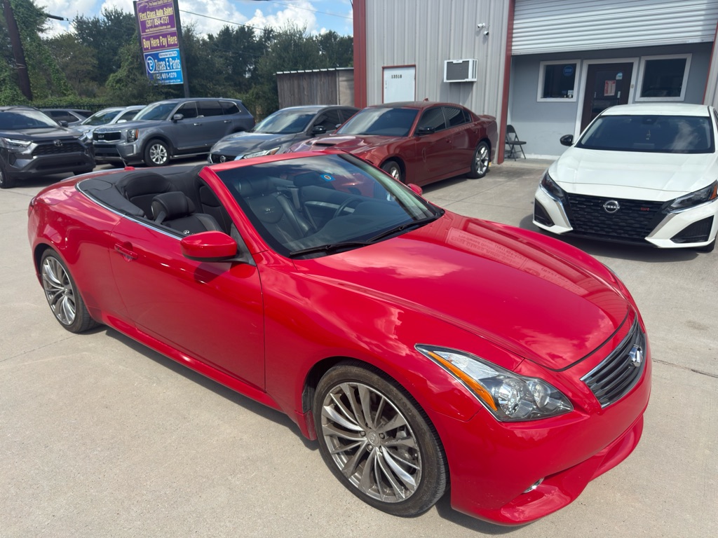 Photo 10 of this INFINITI G37