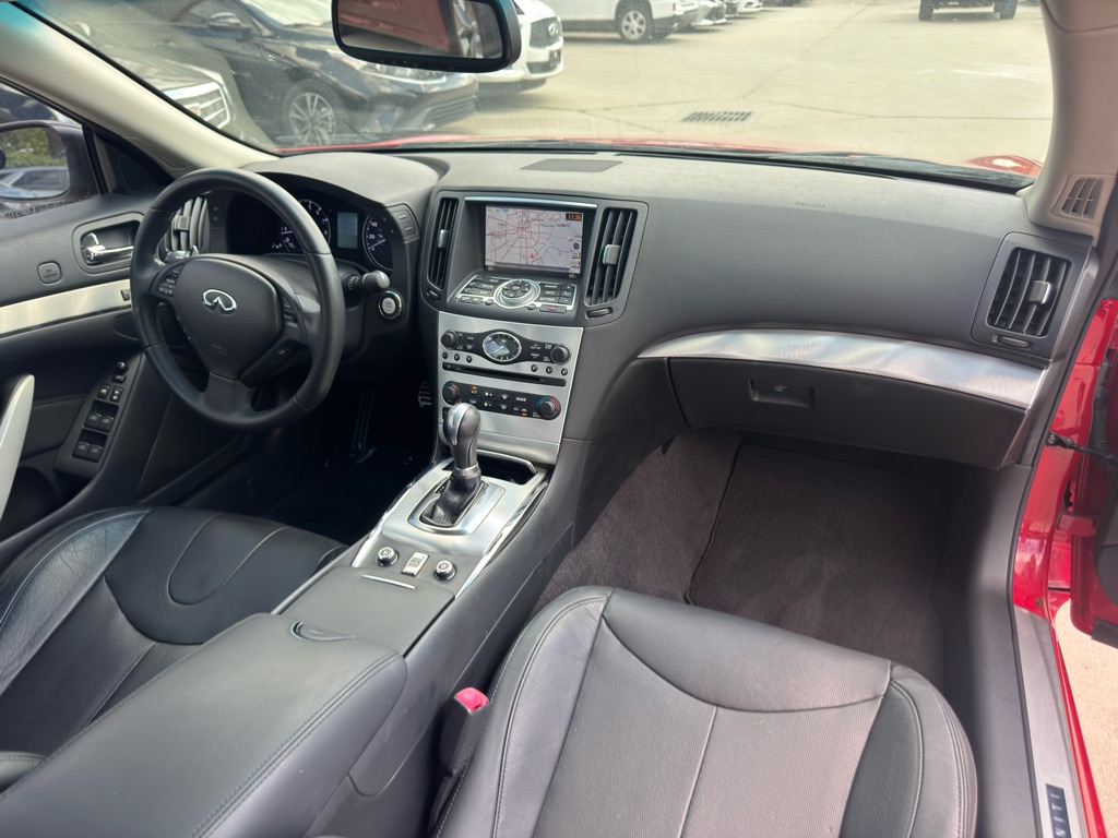Photo 23 of this INFINITI G37
