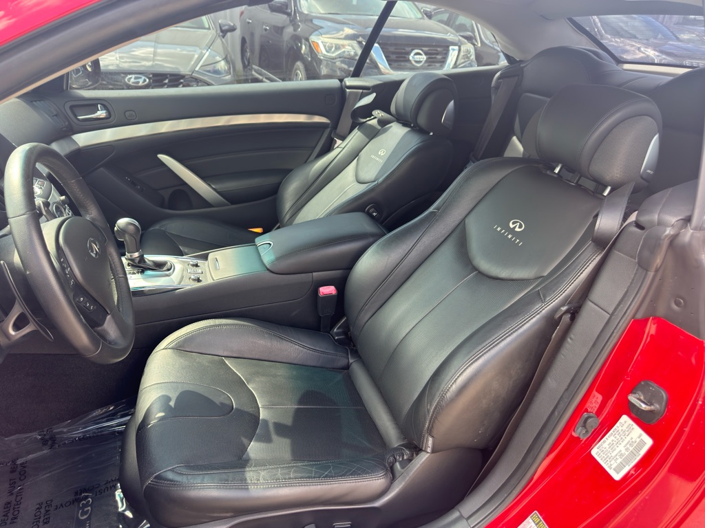 Photo 15 of this INFINITI G37