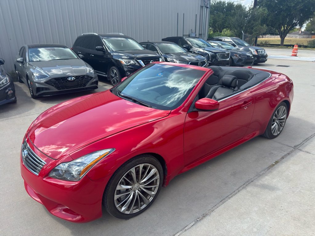 Photo 9 of this INFINITI G37