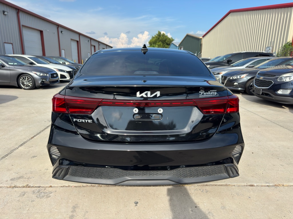 2024 KIA FORTE