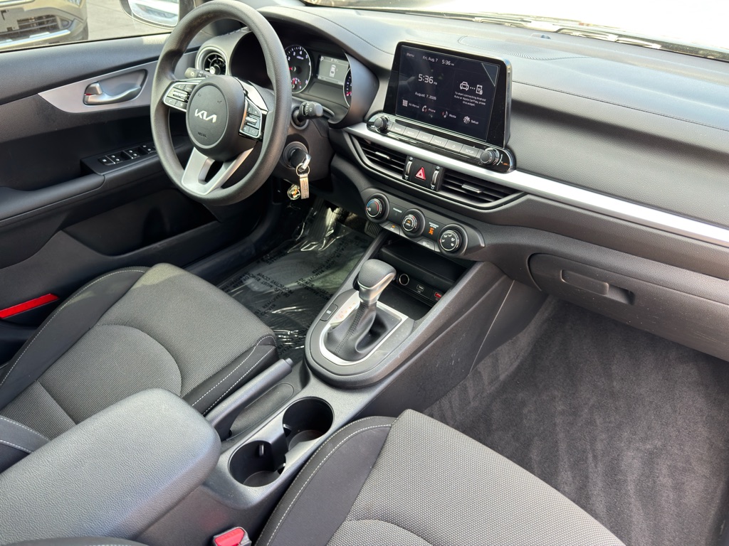 Photo 15 of this KIA FORTE