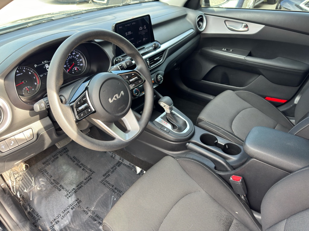 Photo 8 of this KIA FORTE