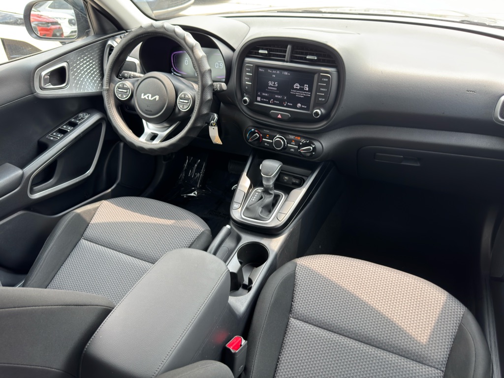 Photo 18 of this KIA SOUL