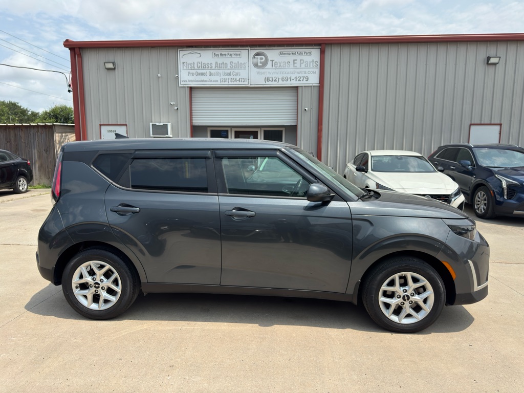 Photo 5 of this KIA SOUL