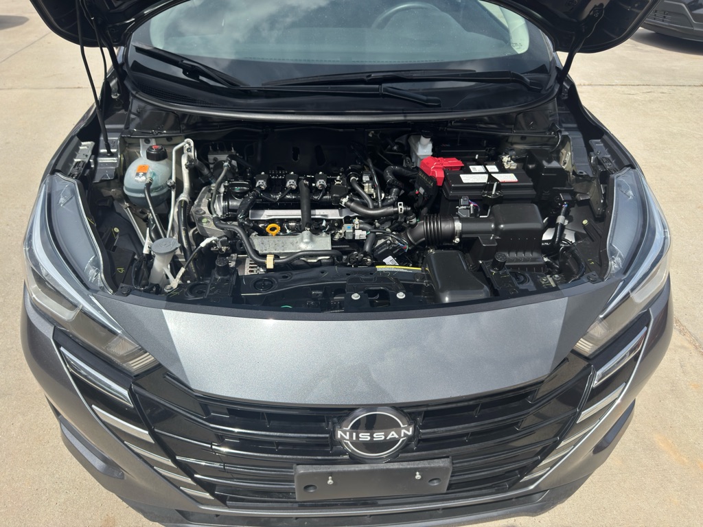 Photo 21 of this NISSAN VERSA