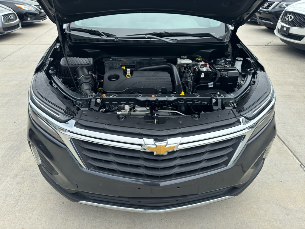 Photo 14 of this CHEVROLET EQUINOX